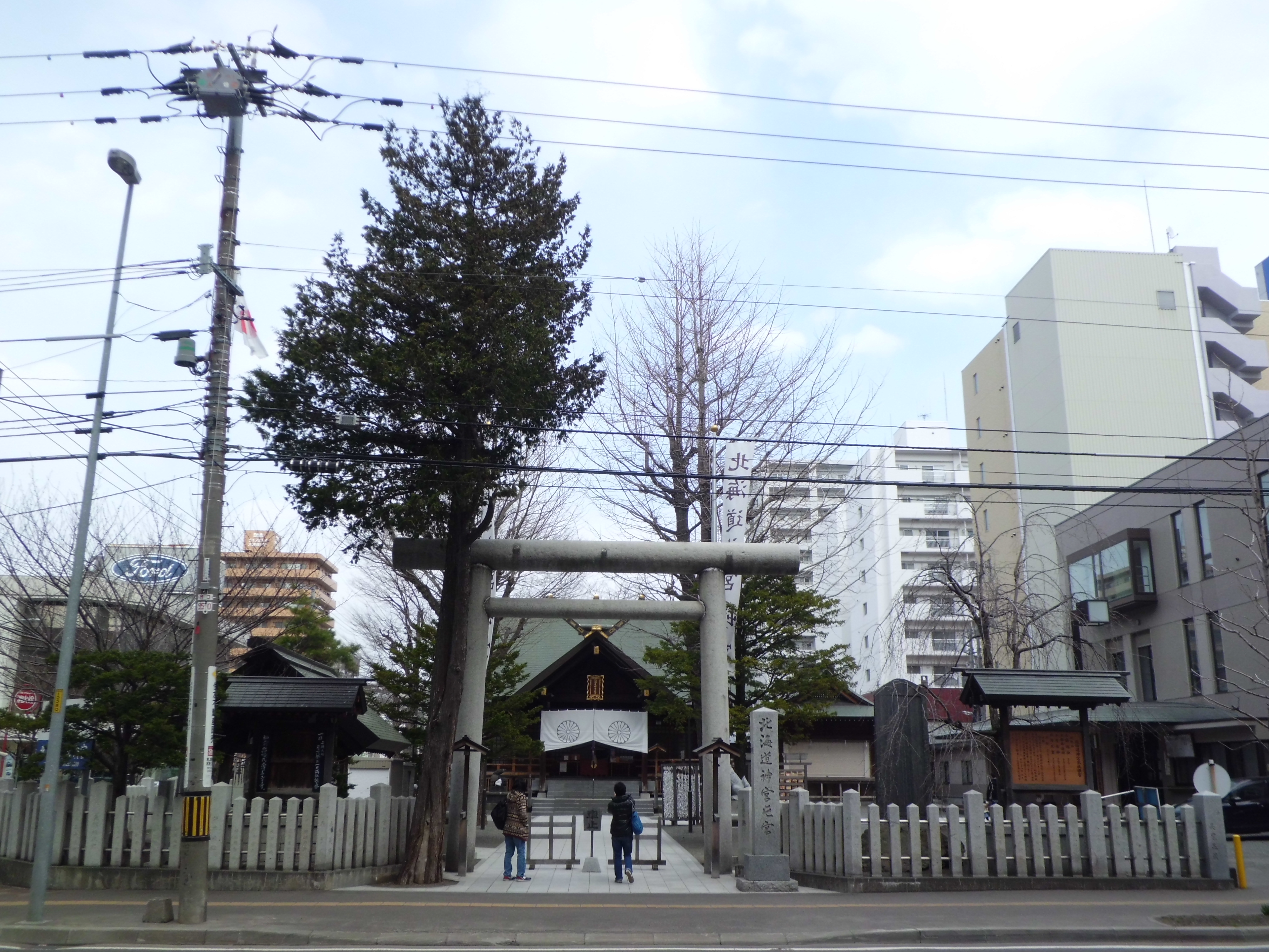 北海道神宮頓宮 札幌市 の駐車場 駐輪場やお守りについて 神社巡りのために